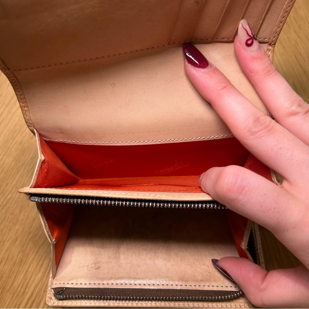 Vintage Coach Signature Canvas Hamptons Wallet - Picture 9 of 12